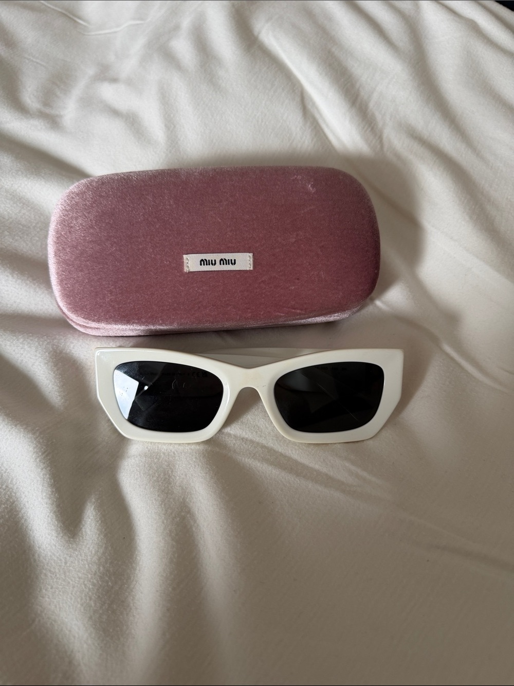 Miu Miu White Sunglasses with Gold Logo Accents - Picture 4 of 10